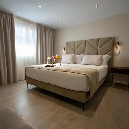 Marina Hotell 4*